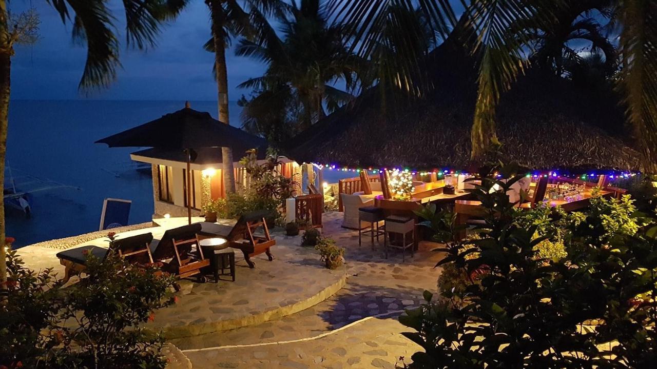 Magic Island Dive Resort Moalboal Bagian luar foto