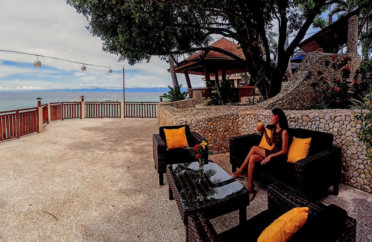 Magic Island Dive Resort Moalboal Bagian luar foto